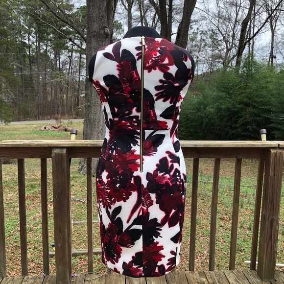 Calvin Klein NWOT Stretchy Mid-Length Dress - Picture 2 of 4